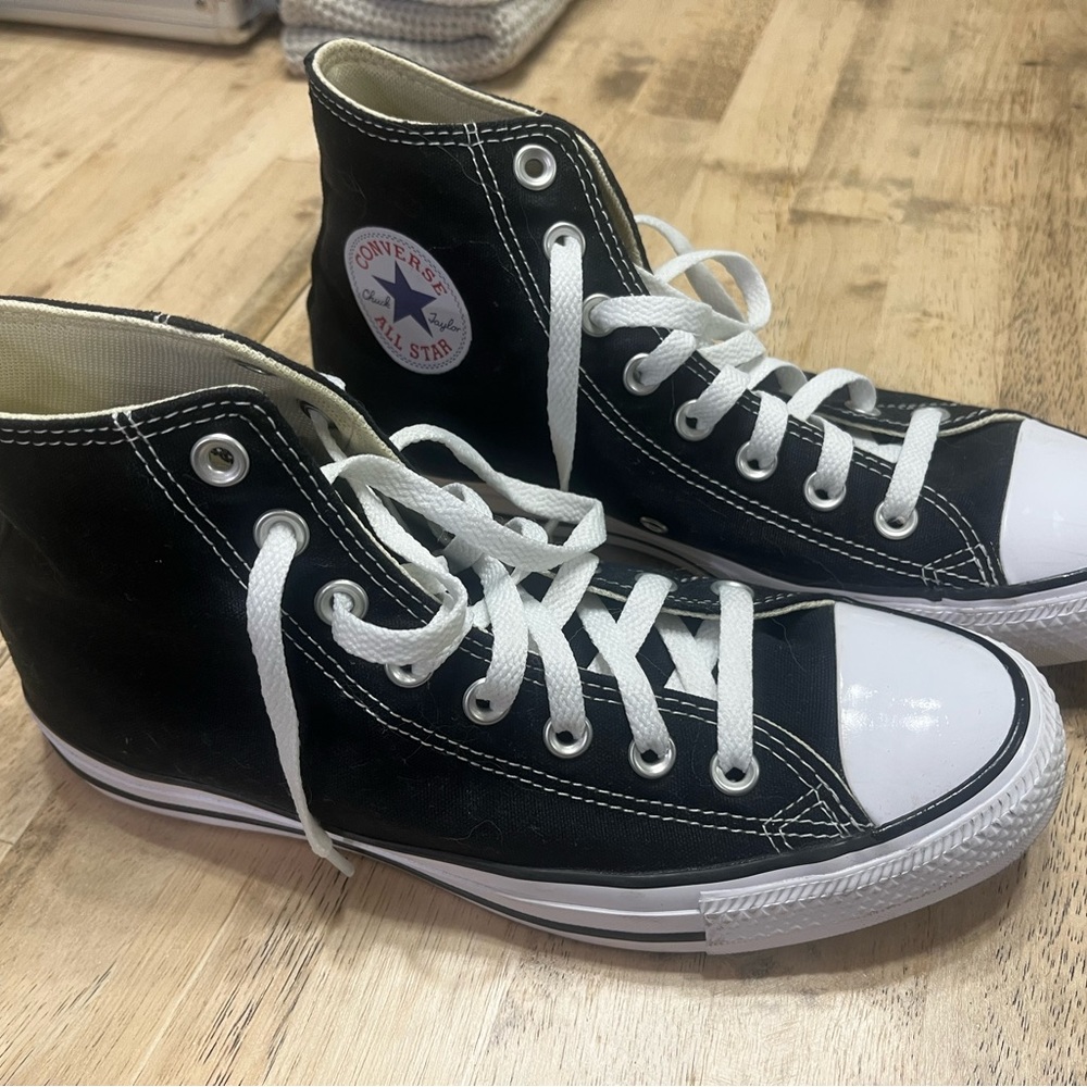 High Top Black Converse